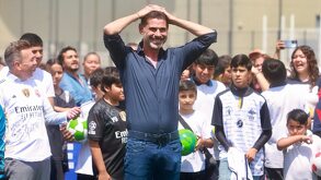 Fernando Hierro compartió una platica con niños y niñas de Jalisco sobre el liderazgo, esfuerzo, disciplina y el trabajo en equipo.
