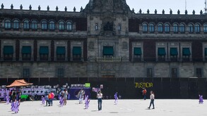 Aire en la Ciudad de México para la marcha del 8M 2026.