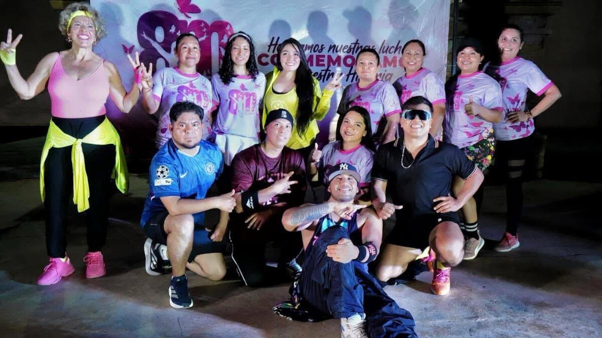 Un grupo de Zumba en Huejutla, Hidalgo