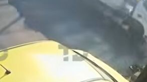 Revelan video de camión chocando contra casas en San Mateo Nopala, Naucalpan