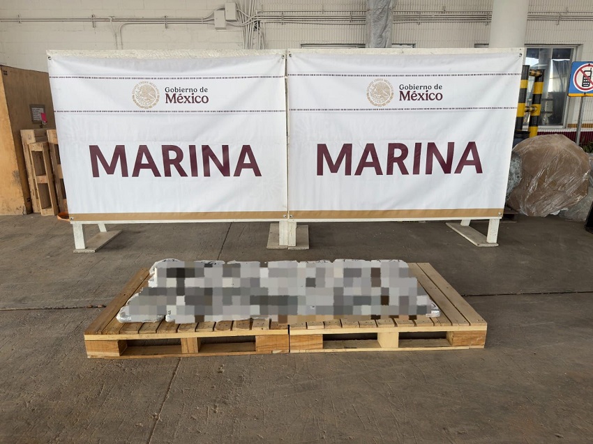 Droga asegurada por elementos de la Marina de México.