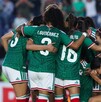 Jugadoras de la Selección Mexicana Femenil celebrando la victoria ante Brasil.