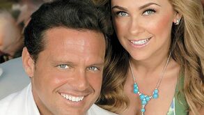 Luis Miguel y Aracely Arámbula para una portada de revista.