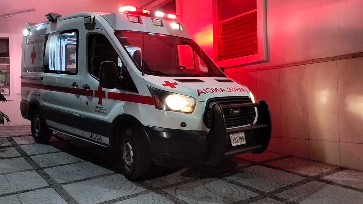 Motociclistas alcoholizados protagonizan fuerte choque en las calles de Guadalajara