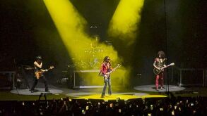 Concierto de Lenny Kravitz presenta fallas técnicas en Monterrey