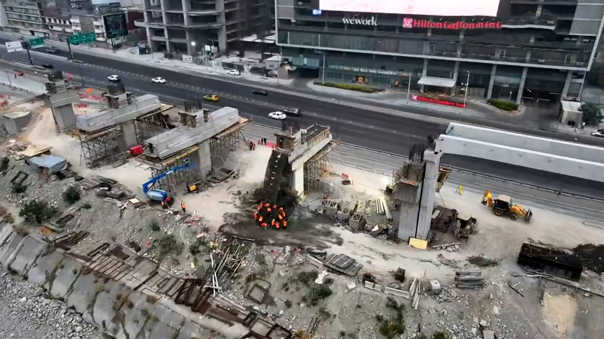 Diputados de Nuevo León crean comisión especial para investigar daños en la infraestructura por la construcción de las líneas 4 y 6 del Metro en Monterrey.