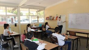 Salón de clases de una escuela en México