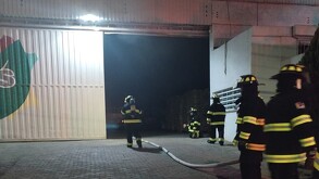 El incendio también provocó afectaciones a la circulación vehicular en el bulevar Torres Landa, ya que algunas vialidades tuvieron que ser parcialmente cerradas