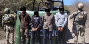 Menor detenido junto a un grupo de civiles armados en Sinaloa.