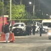 Policías investigan asesinato de un hombre tras ser atacado a balazos en Iztapalapa.