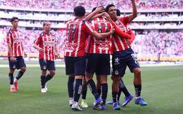 jugadores de las Chivas