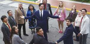 El elenco de la nueva adaptación mexicana, La Oficina, de la serie estadounidense The Office