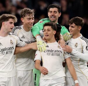 Real Madrid goleó a Elche en LaLiga de España durante la jornada 28.