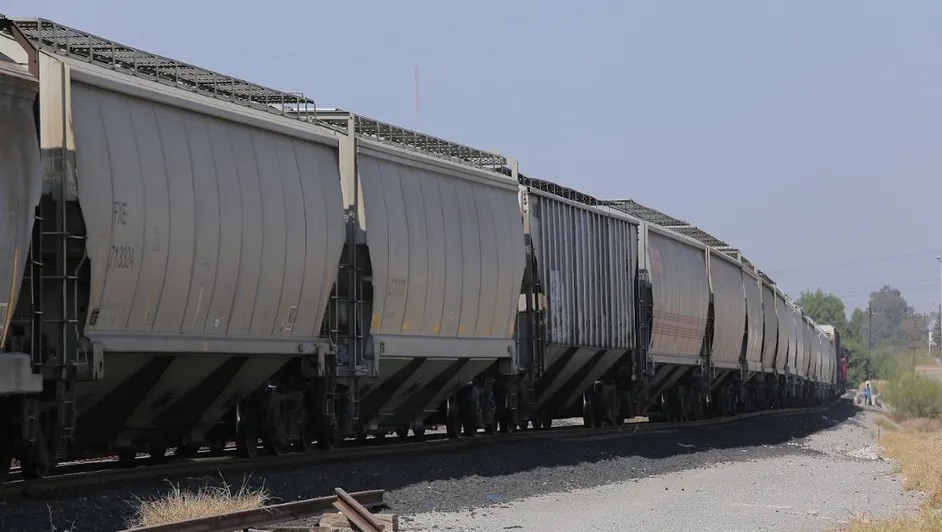 Rieles bajo asedio: cada tres horas el crimen organizado roba un tren de carga