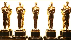 estatuillas de los premios oscar en exhibición