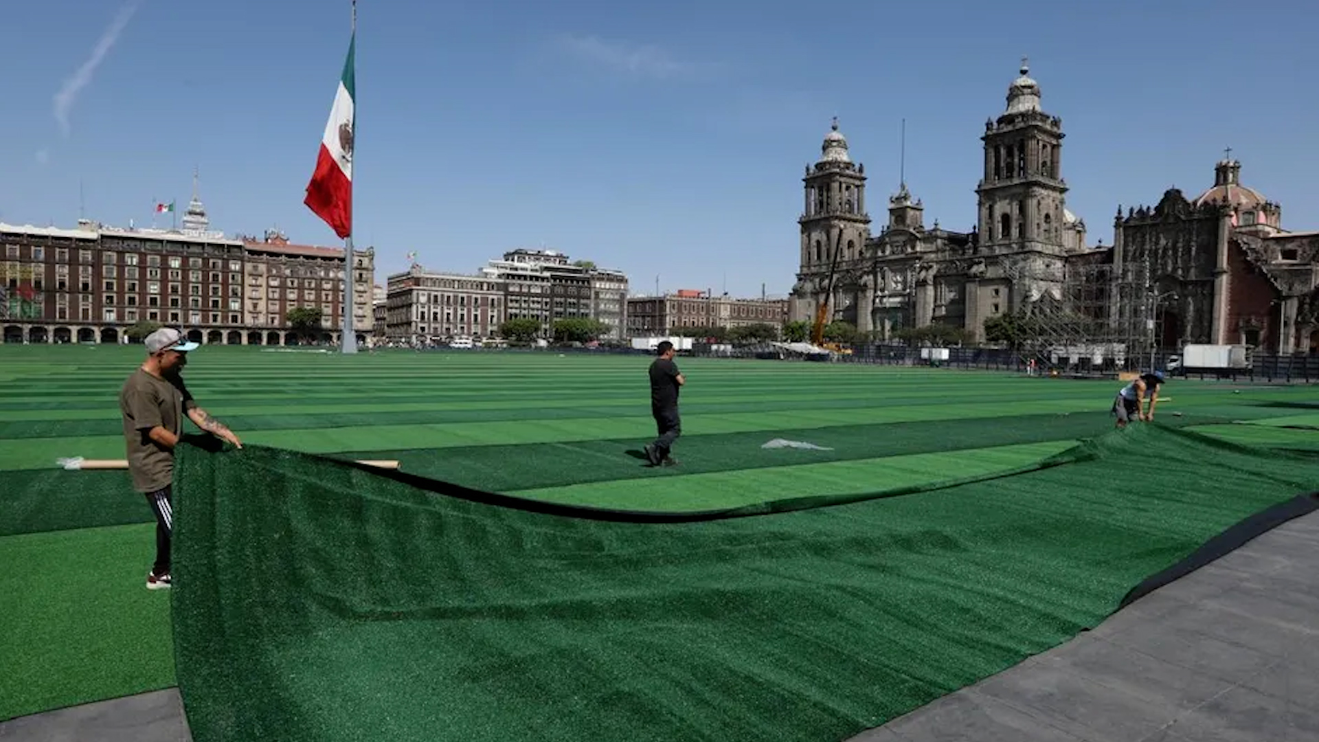 Esto forma parte de la iniciativa para realizar la clase masiva de futbol más grande del mundo, buscando romper un récord Guinness.