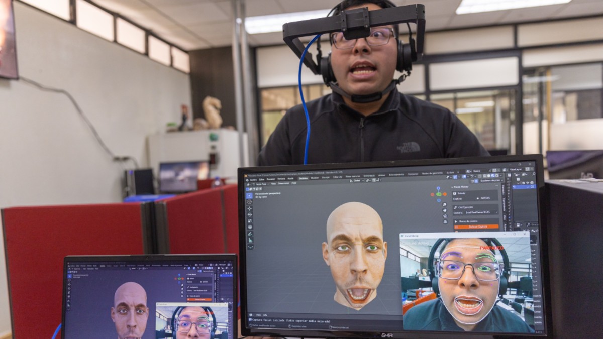 Diadema con cámaras que apunta al rostro y captura sus expresiones faciales en tiempo real