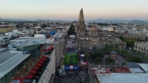 Leyendas del futbol mexicano participarán en el Juego de Corazón en Plaza Liberación