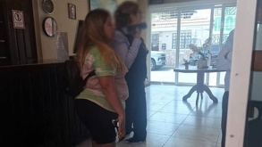 una mujer recibe atención tras un intento de secuestro virual en tehuacan