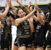 Fuerza Regia femenil derrotó en el juego 1 de la serie inaugural a Freseras de Irapuato en la Arena Mobil en Monterrey en la temporada 2026 de la LNBP.
