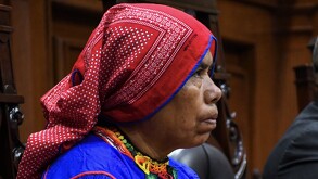 Un fuerte accidente vial dejó como saldo a la diputada local de Morena, Irma Reza, gravemente lesionada, a la altura del municipio de Calvillo.