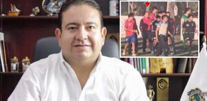 Gustavo Robles Martínez, presidente municipal de Autlán de Navarro con una imagen de un partido en la Liga Premier Mx a un costado