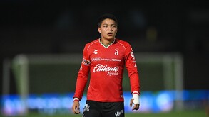 Luis Gamboa deslumbró con su talento en el empate del Atlas ante Toluca