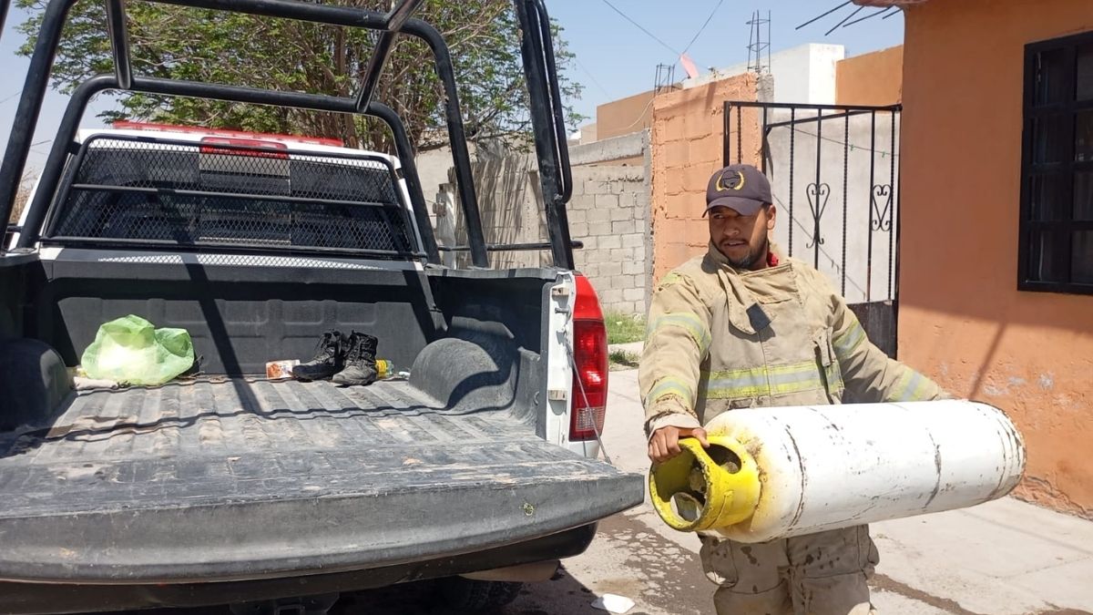 Cilindro recuperado por Protección Civil en Lerdo