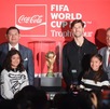alejandro armenta y fernando llorente en la presentación del trofeo del mundial 2026