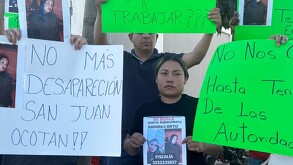 Bloquean Periférico en Guadalajara por desaparición de Montserrat