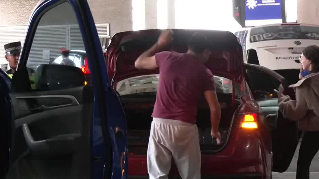 El Aeropuerto Internacional de la Ciudad de México habilitó una zona para ascenso y descenso de apps como Uber y DiDi.