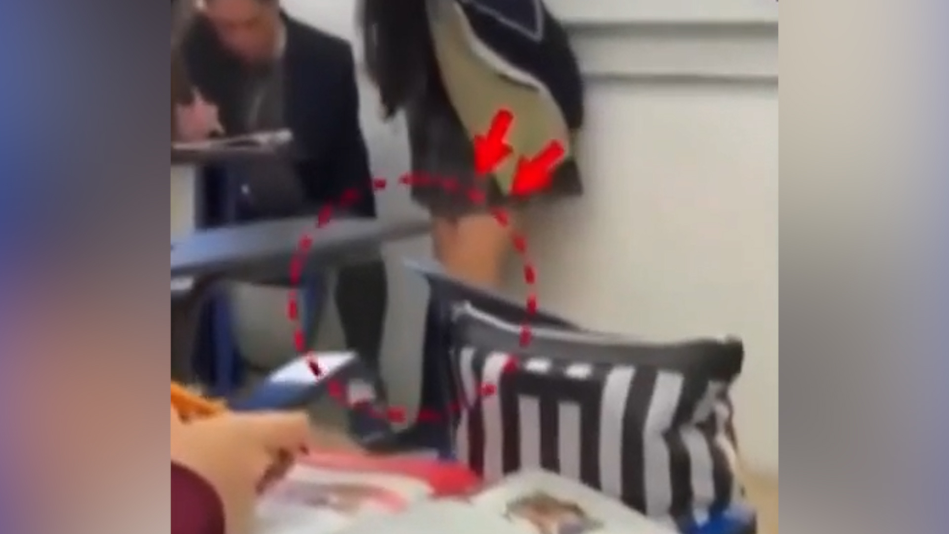 Detienen a Enrique N, profesor del Colegio del Valle en Benito Juárez, por grabar a alumnas. Estudiantes denuncian acoso y exigen justicia en la CdMx.