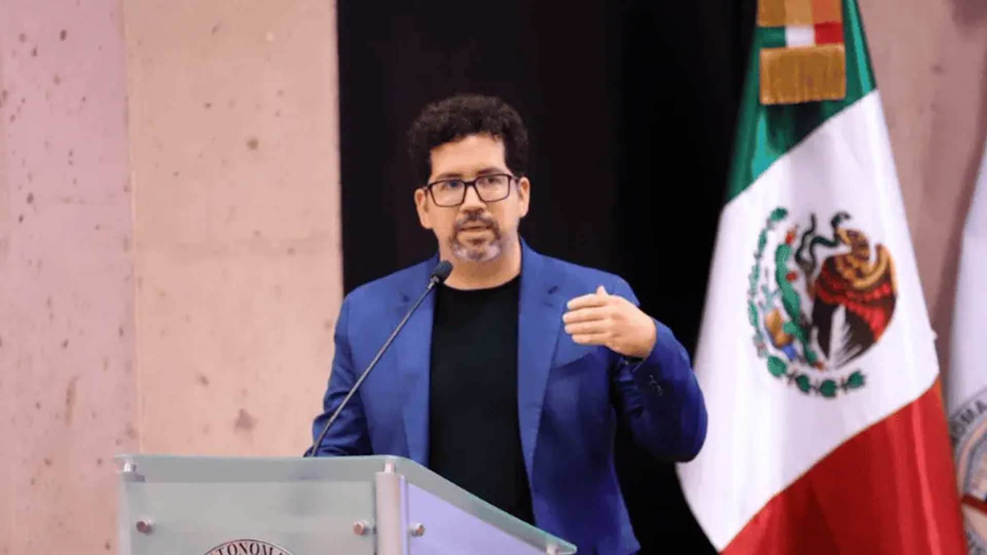 Luis Ávila advierte que los 17 perfiles interesados en 2027 se distraen de retos urgentes en seguridad y movilidad en Nuevo León.