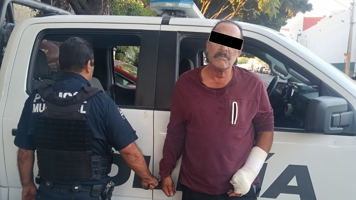 Marco Antonio “N” detenido por vecinos tras intento de robo en Tlaquepaque | Foto: Maria José Camarena
