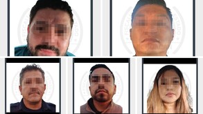 Servidores públicos de Chavinda, Michoacán, incluidos mandos policiales, fueron detenidos durante un operativo que ya es investigado por autoridades estatales.