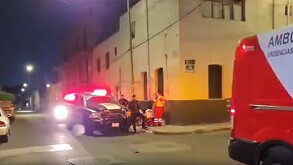 Sujetos armados atan y golpean a hombre en Guadalajara
