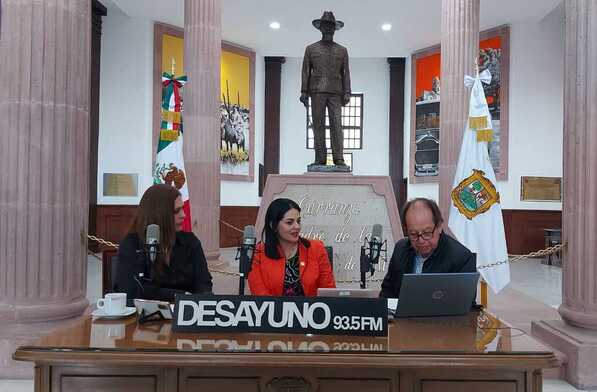 Con 31 años al aire, “Desayuno” se mantiene vigente en la radio de Saltillo, adaptándose a los cambios sin perder su base informativa.