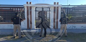 Las autoridades aseguraron equipo táctico y droga