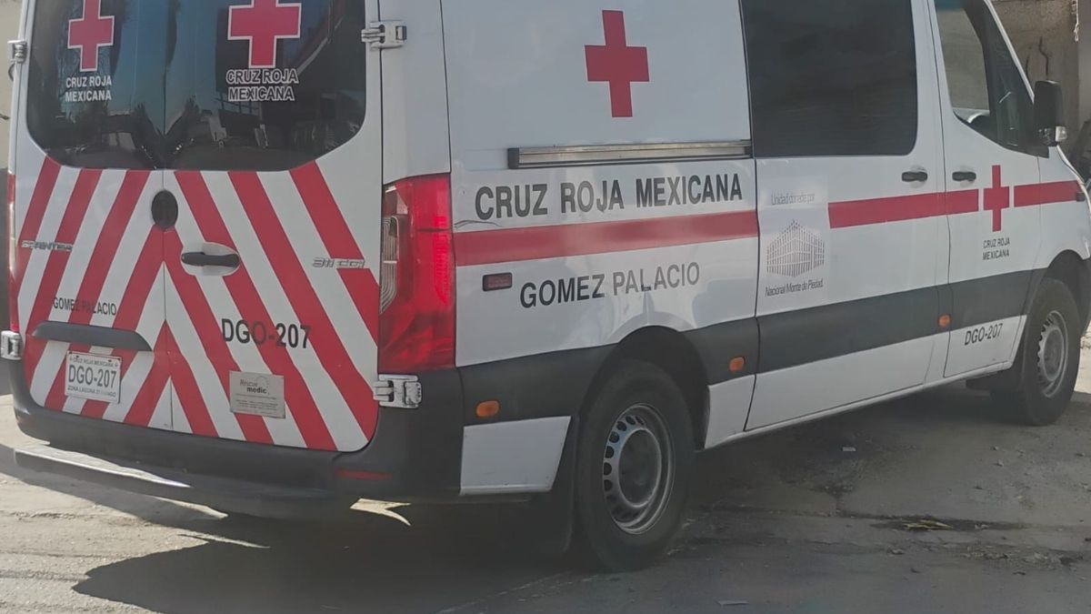 Cruz Roja Mexicana. ambulancia.