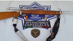 La policía aseguró una escopeta hechiza adaptada para cartuchos calibre .12.