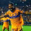 Rodrigo Aguirre celebrando su gol con Tigres ante Cincinnati.