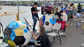 artistas hace esferas por Mundial 2026