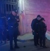 Policías investigan el asesinato de una mujer y su hijo de 11 años durante un intento de asalto en Los Reyes La Paz.