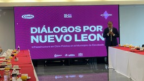 Andrés Mijes, alcalde de Escobedo, hablando