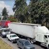 Tráfico por bloqueo en la autopista México-Toluca
