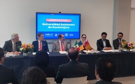 Expertos de la UAG en mesa