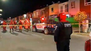 Un ataque directo contra una familia en la colonia Urbivilla del Roble, dejó como saldo dos mujeres muertas y cuatro personas heridas.