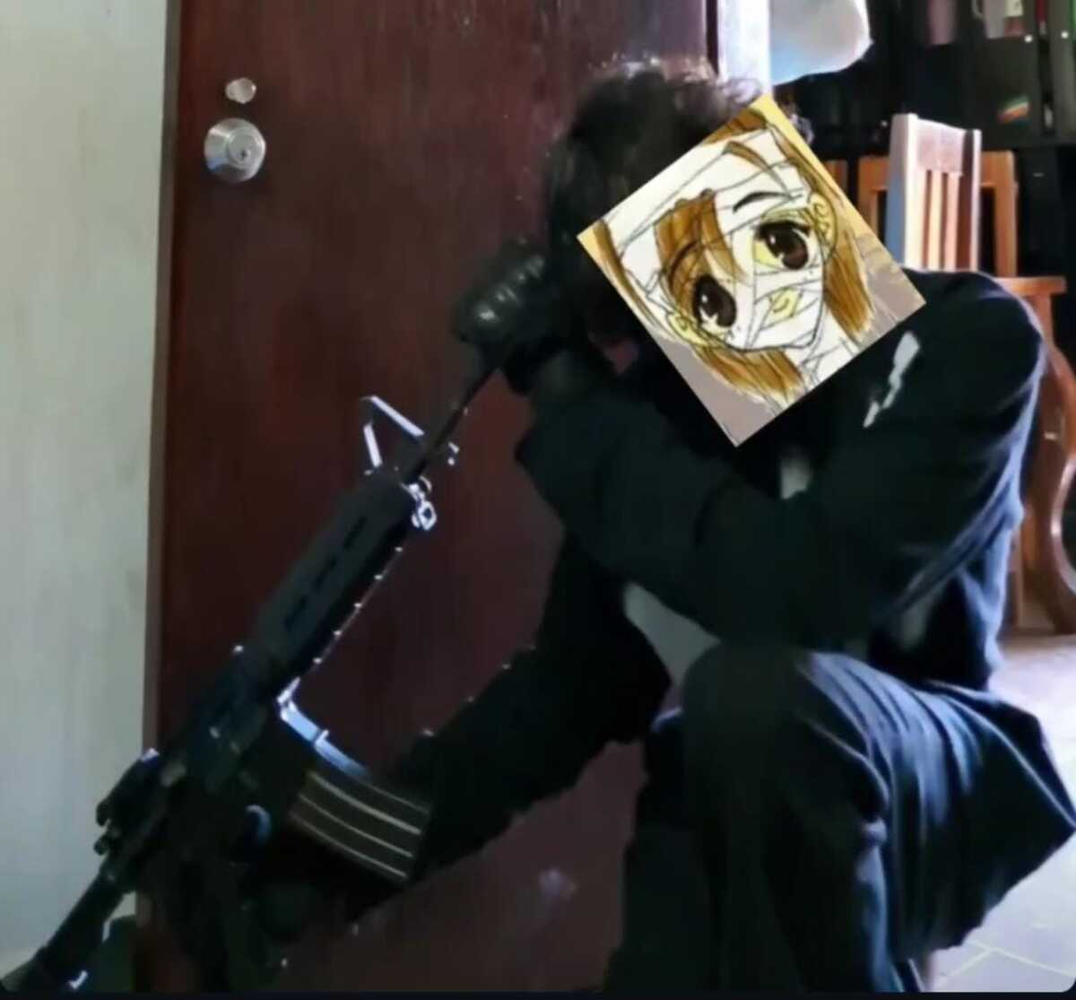 En una atroz ataque en una preparatoria de Michoacán, una alumno de 15 años asesinó con un arma de fuego a dos maestras en Lázaro Cárdenas.