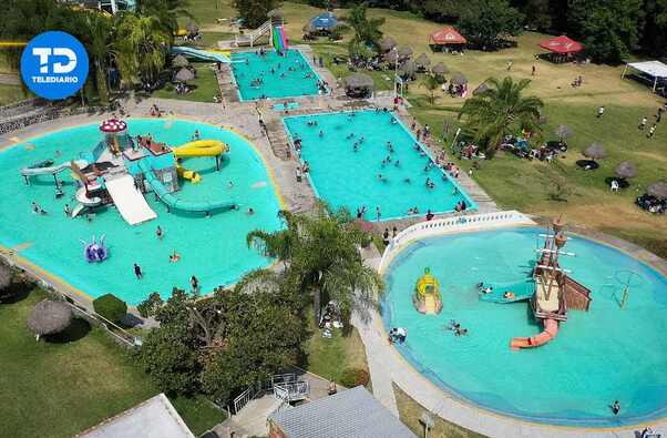 vista aérea de un balneario