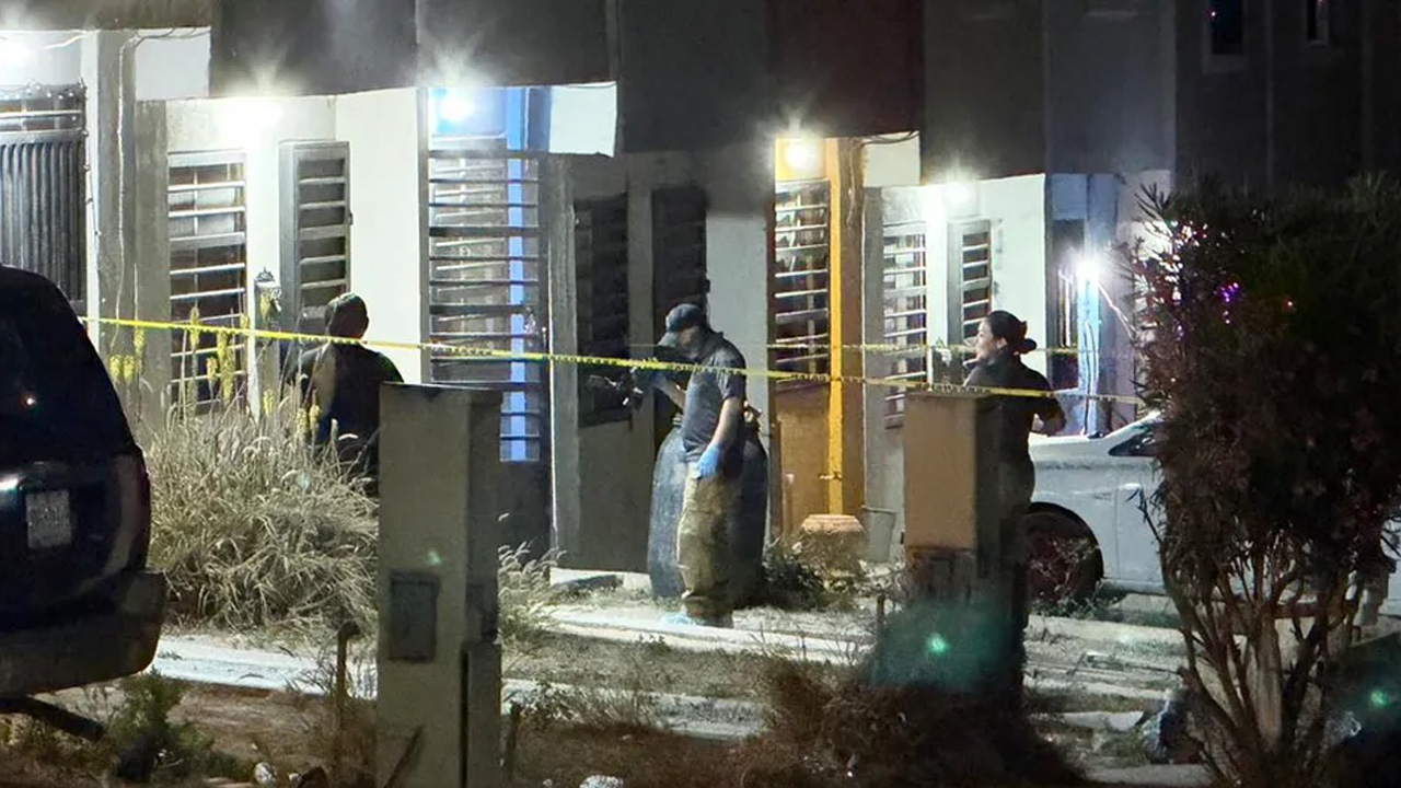 Una mujer fue asesinada a balazos dentro de una vivienda en la colonia Valle de Lincoln, en García, Nuevo León.